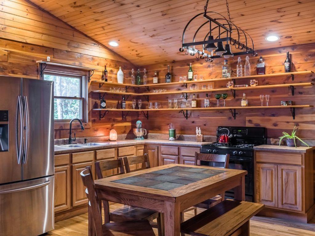 Fly Away Cabin- Modern, Serene, And Convenient Compton المظهر الخارجي الصورة